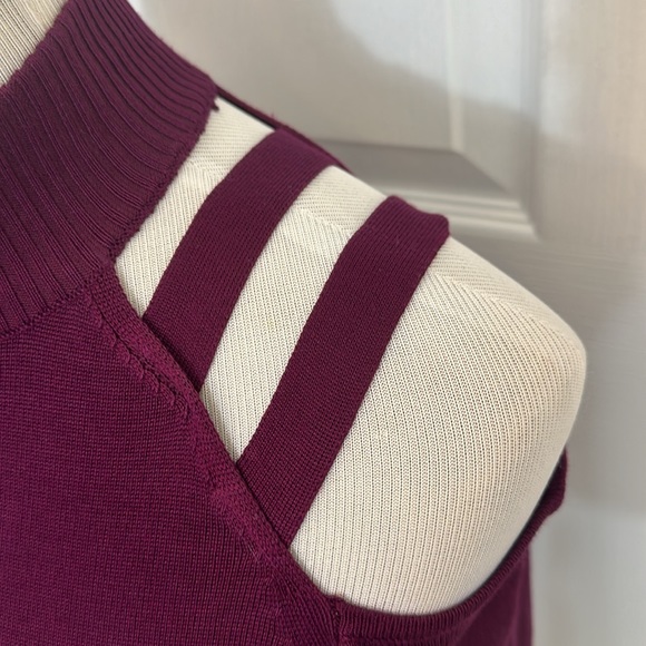 *Crave Fame* Cold Shoulder Thin Sweater Plum Colored Size S Never worn! - Picture 6 of 12